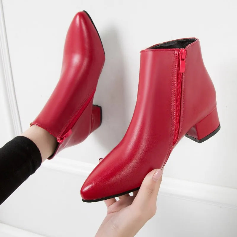 2025 New Autumn and Winter New Ankle Boots Thick Heel Pointed Toe Women Short Boots Fashion Leather Slim Boots Women Size42 Q233