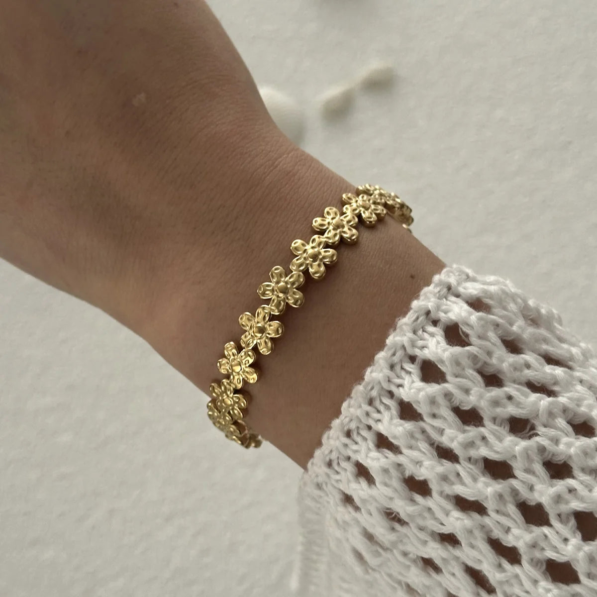 Exaggerated Metal Shell Starfish Flower Bangles Bracelets For Women Men Stainless Steel Fish Bow Heart Open Cuff Bangle Jewelry