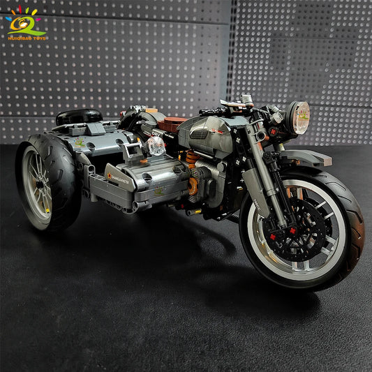 HUIQIBAO 808PCS MOC Technial Motorbike Building Model Blocks City Moto Racer Bricks Toy for Kids Boy Children Adult Car Set