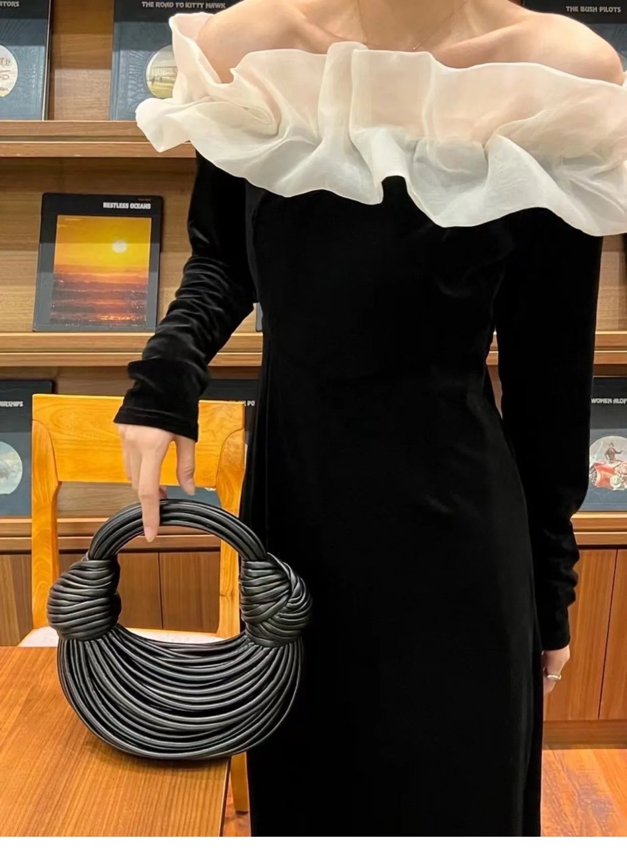 Handbags for Women 2023 New in Gold Luxury Designer Brand Handwoven Noodle Bags Rope Knotted Pulled Hobo Silver Evening Clutch