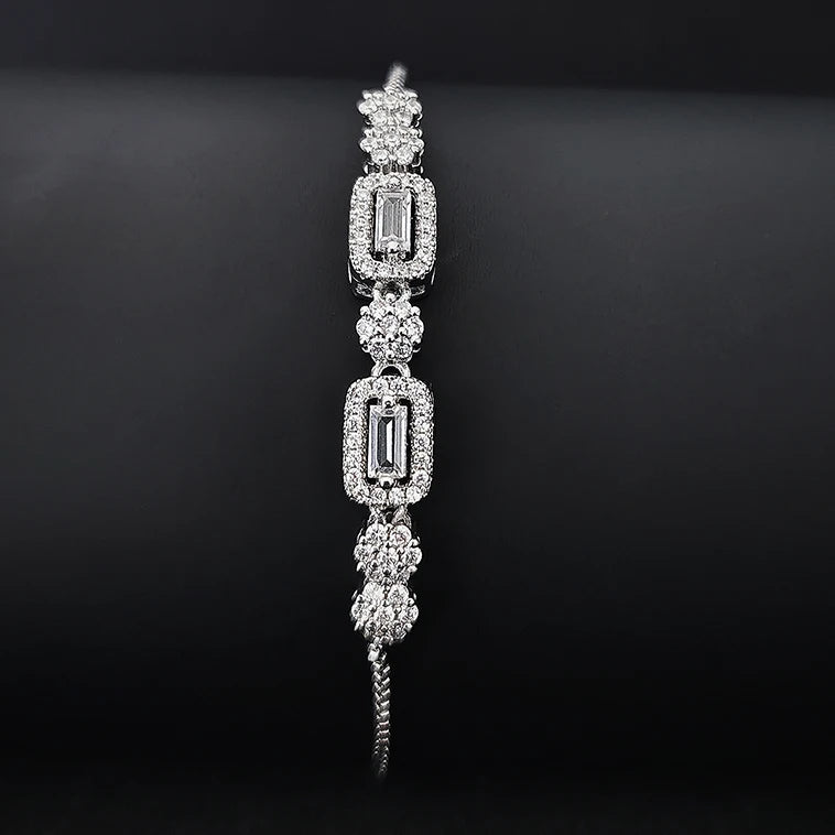 2024 New Arrival Fashion Silver Color Bracelet Bangle for Women Christmas Gift Jewelry Wholesale S026