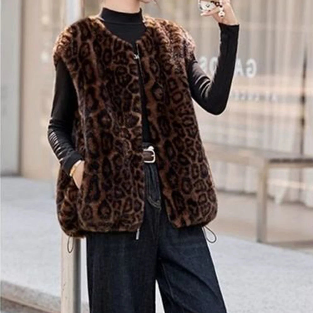 Winter fashion  casual senior sense thin  fur integrated leopard print vest warm top clothing  chalecos para mujer