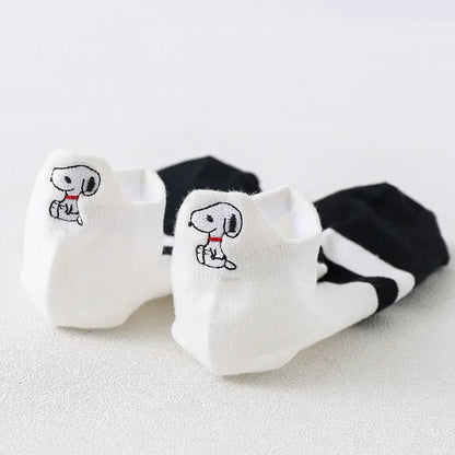 5 Pairs/lot Snoopy Socks Cotton Casual Warm Women Streetwear Kawaii Embroidery Socks Short Happy Ankle Breathable Sports Socks