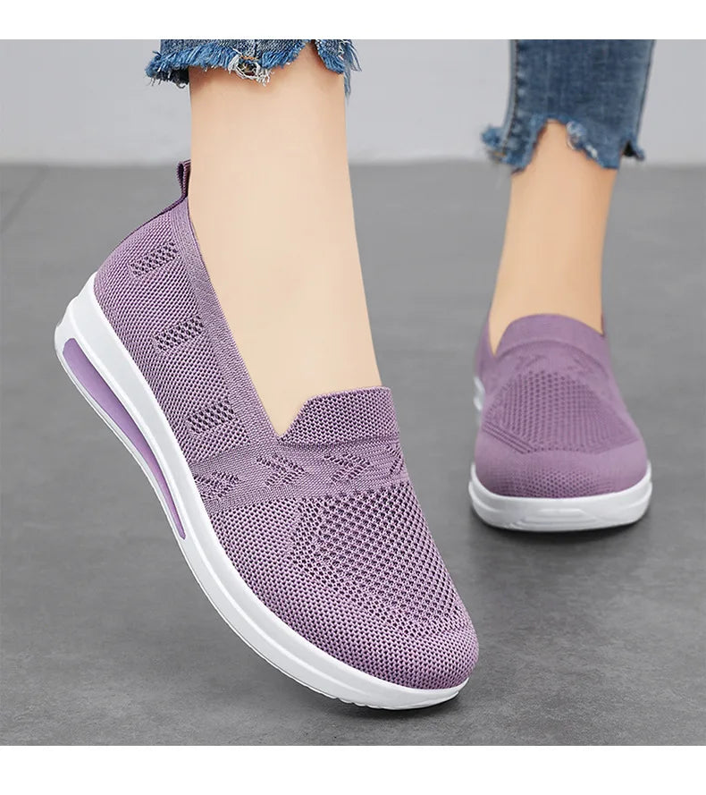 Autumn Women's Slip On Loafers Breathable Mom Soft Flats Classic Office Shoes Knitted Tennis Walking Shoes Sock Sneakers