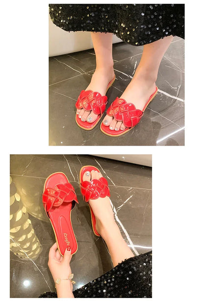 Summer 2025 New Women's Slippers Summer Square Toe Flat Shoes Women's Wide Version Slippers Sandals Outdoor Daily Casual Shoes