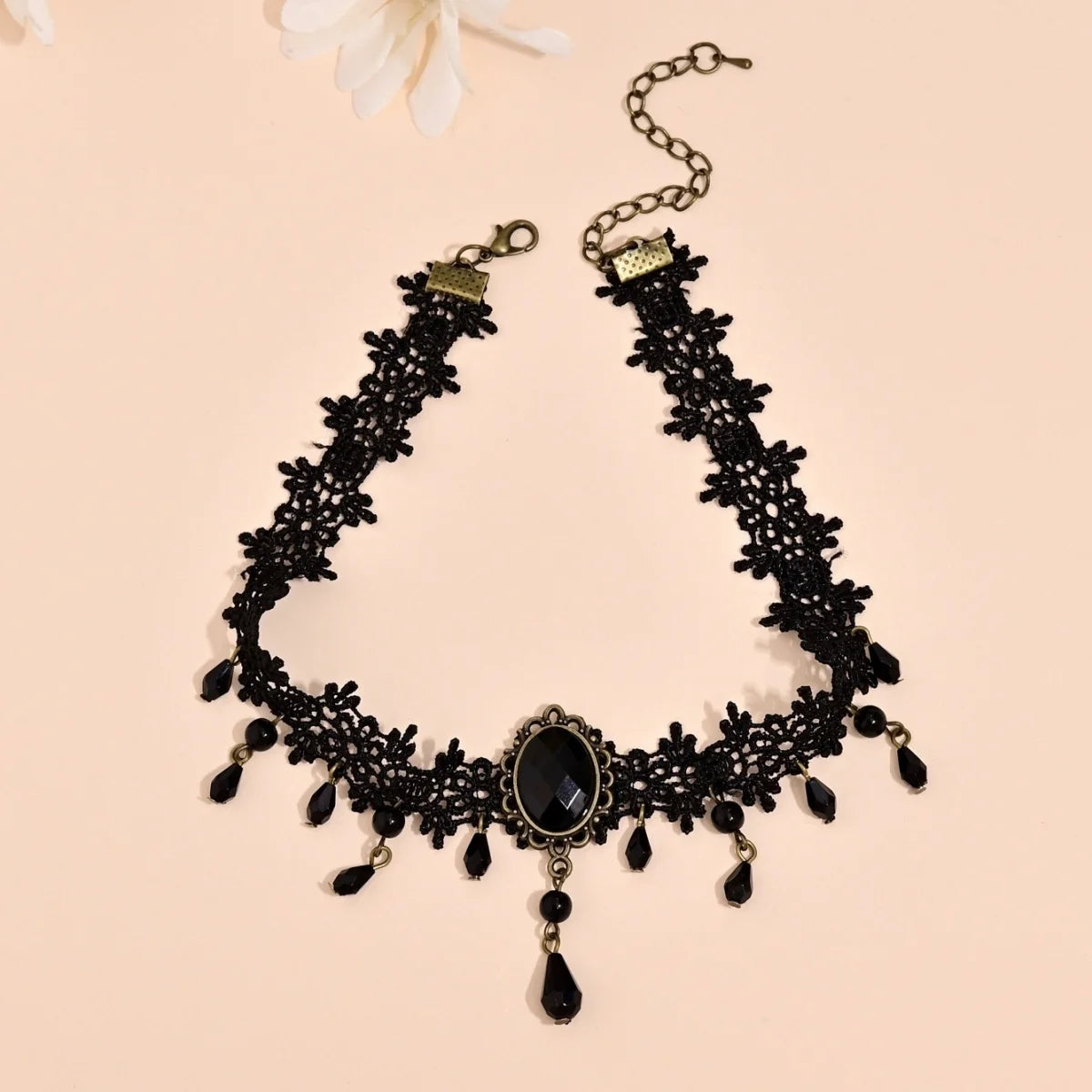 Vintage Classic Gothic Black Lace Choker Necklace with Imitation Crystal Pendant Charm for Women Boho Style Christmas Gift