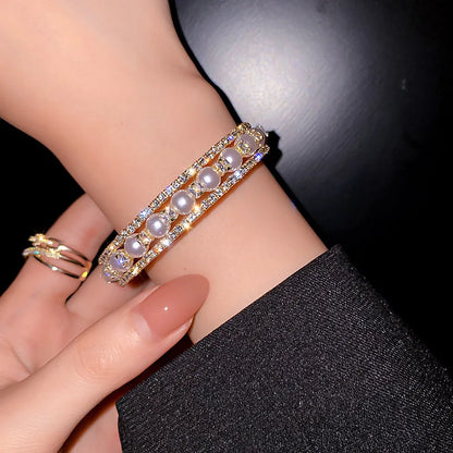 Luxury Sparkling Rhinestone Bracelet Ladies Girls Geometric Delicate Adjustable Bracelet Vintage Style Jewelry Accessories Gifts