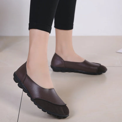 Women's shoes casual flat walking low heel loafers leather solid color large size casual single shoe work shoes44