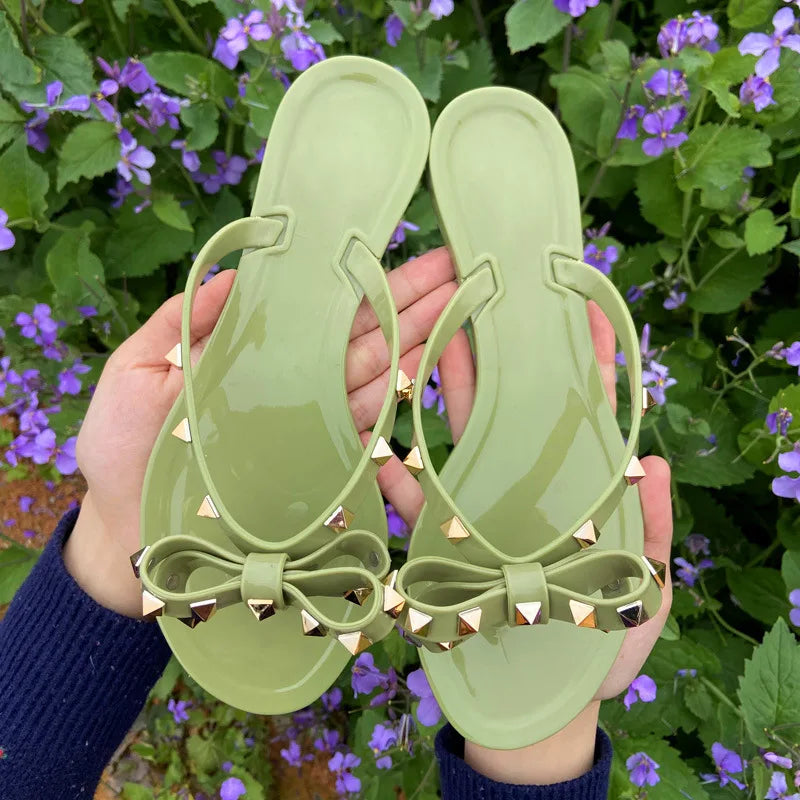 Slippers Hot Sale Fashion Women Flip Flops Summer Shoe Cool Beach Rivet Big Bow Flat Sandals Jelly Shoes Sandal Girls Size 36-42
