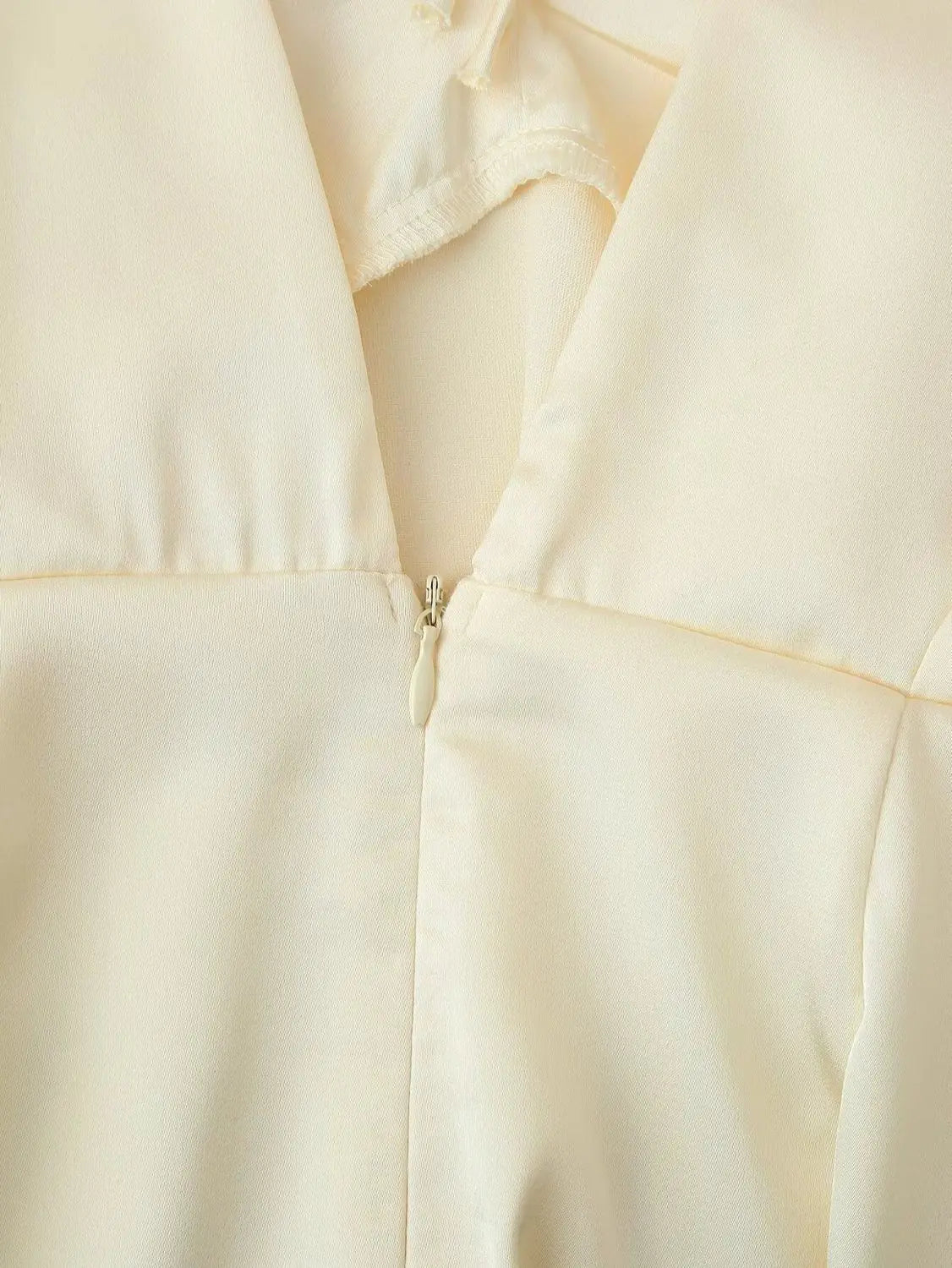 Women's Clothing Fashion Versatile Design Sense Niche Lazy Style Spice Girl Age-reducing Dress Feather Trim Skirt