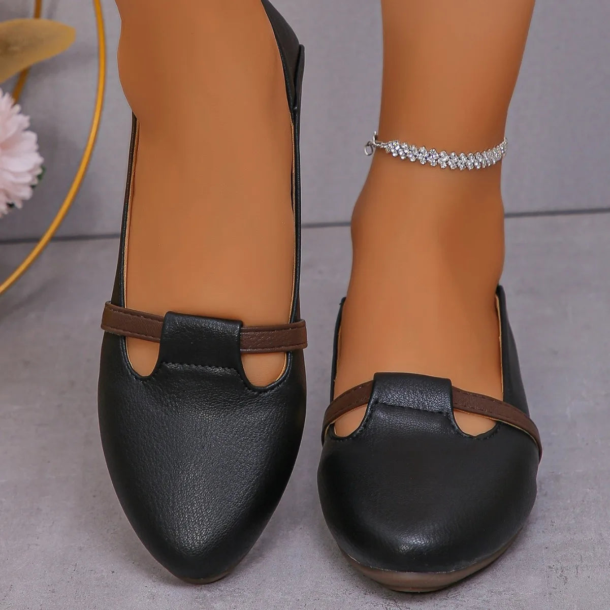 Women's Shoes 2024 Hot Sale Shallow Women's Flats Fashion Pointed Toe Dail Flats Women High Quality Plus Size Flat Low Heels