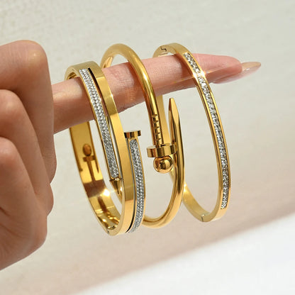 Stainless steel nail set diamond four-leaf clover bracelet Fashion women's bracelet gold bangles
