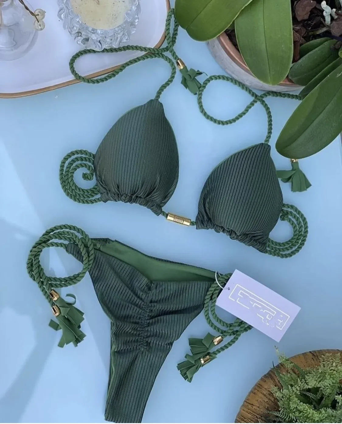 48565444280600|48565444313368|48565444346136