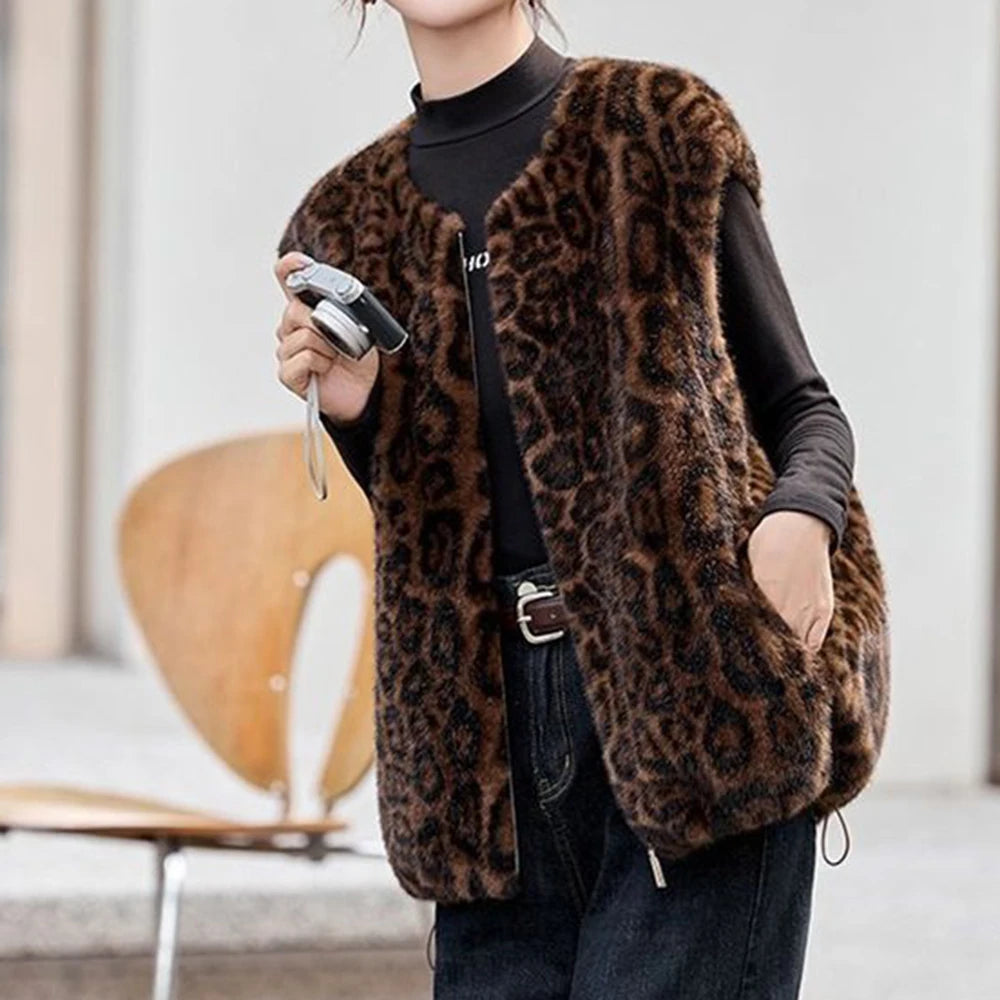 Winter fashion  casual senior sense thin  fur integrated leopard print vest warm top clothing  chalecos para mujer
