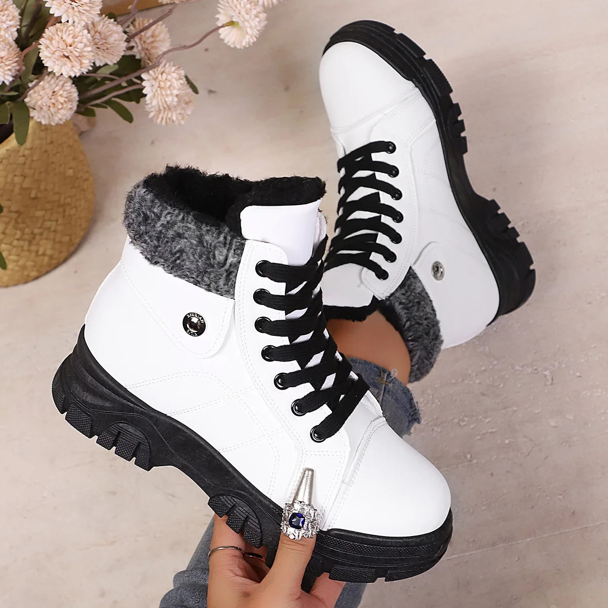 Winter Women's Boots Fashion High Top Warm Cotton Boots 2026 Winter New Women's Snow Boots Leather Casual Ankle Boot Botas Mujer