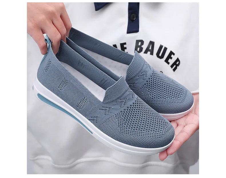Autumn Women's Slip On Loafers Breathable Mom Soft Flats Classic Office Shoes Knitted Tennis Walking Shoes Sock Sneakers