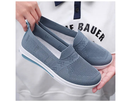 Autumn Women's Slip On Loafers Breathable Mom Soft Flats Classic Office Shoes Knitted Tennis Walking Shoes Sock Sneakers