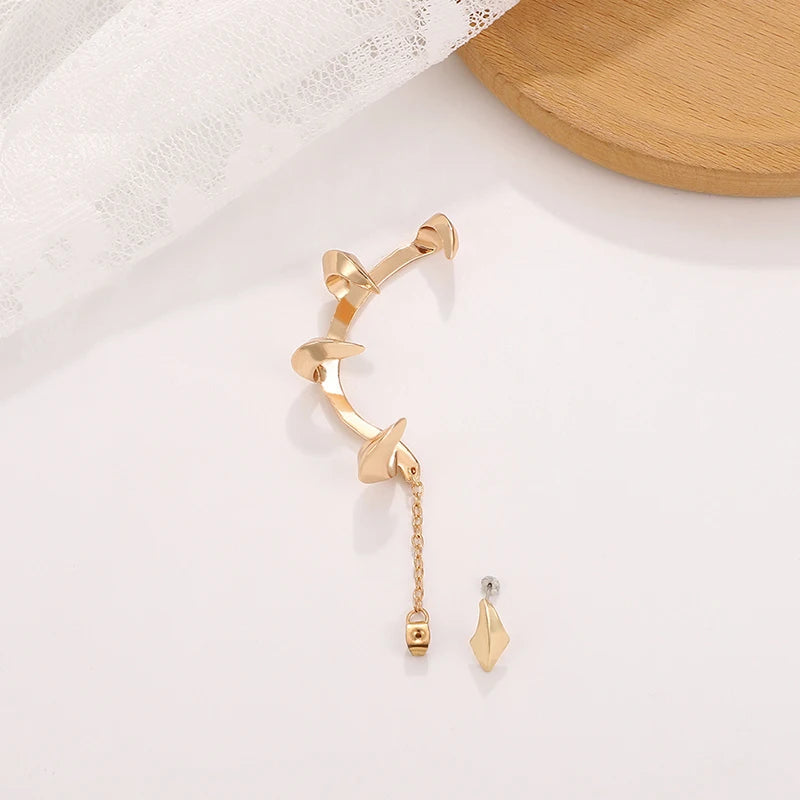 Vintage Dark Gothic Dragon Devil Claw Ear Cuff Earring For Women Men Helix Piercing Clip-on Punk Goth Vampires Halloween Jewelry