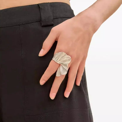 Vintage Irregular Leaf Ring for Women Men Classic Metal Pleated Personality Leaves Fan-Shaped Finger Ring Punk Party Jewelry