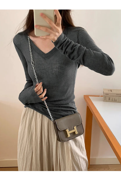 Autumn Sexy Classic V-neck Knitted Female T-shirts New Elastic Fashion Slim Simple Casual Pure Color Long Sleeves Women T-shirts