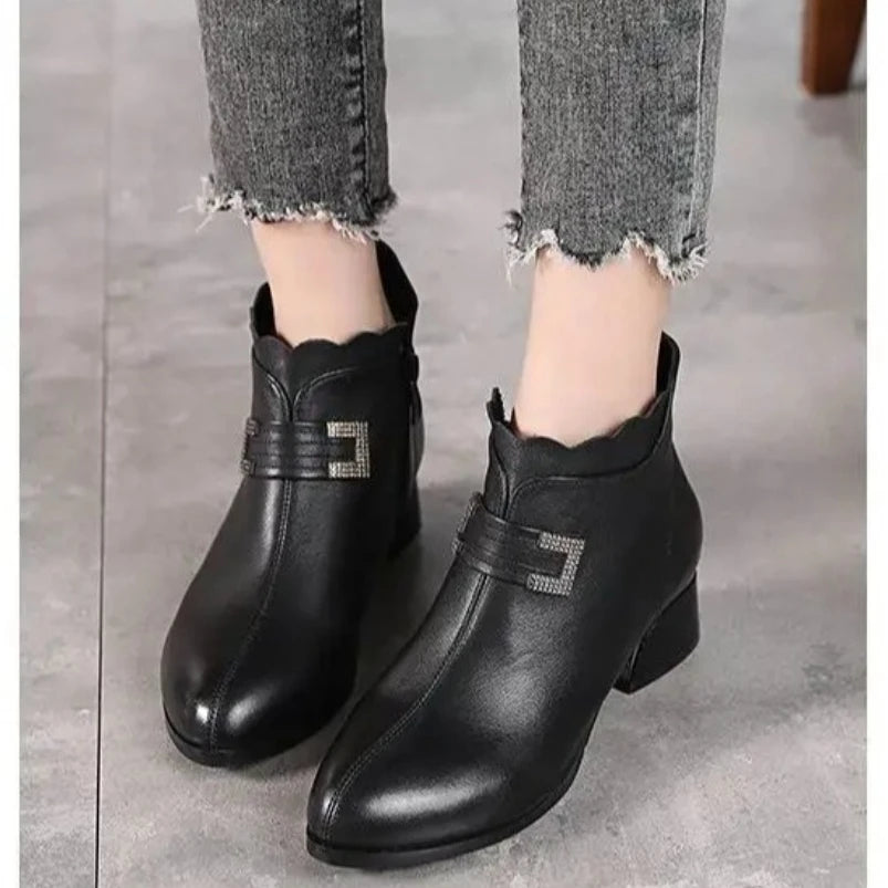 2025 Fashion Genuine Leather Ankle Boots Women Thick Heels Zipper Pointed Toe Autumn Winter Woman Shoes Soft Sole Short Boots