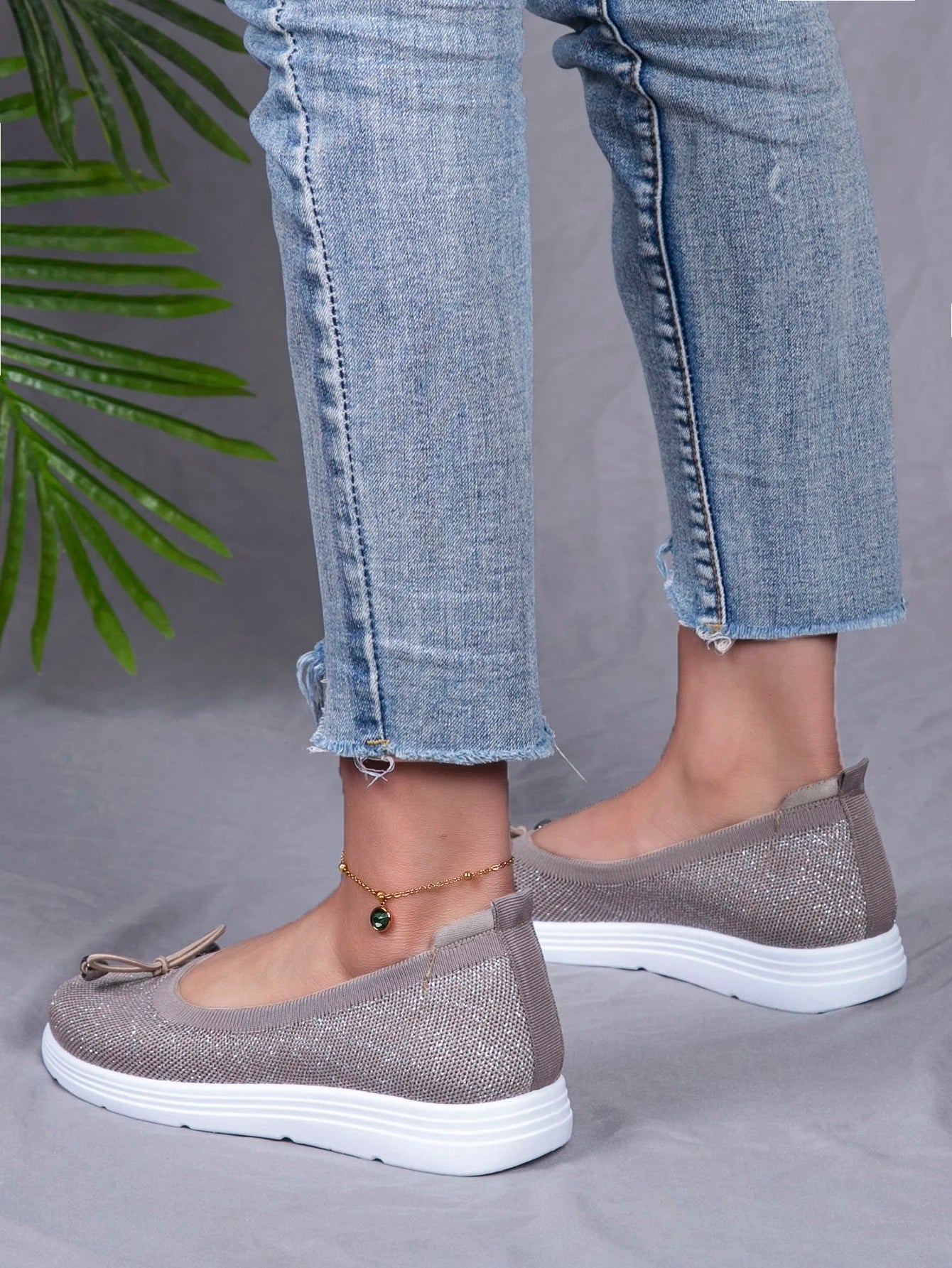 Spring new women's sports shoes, fashionable, breathable, lightweight, non-slip, wear-resistant, casual sports shoes, flat shoes