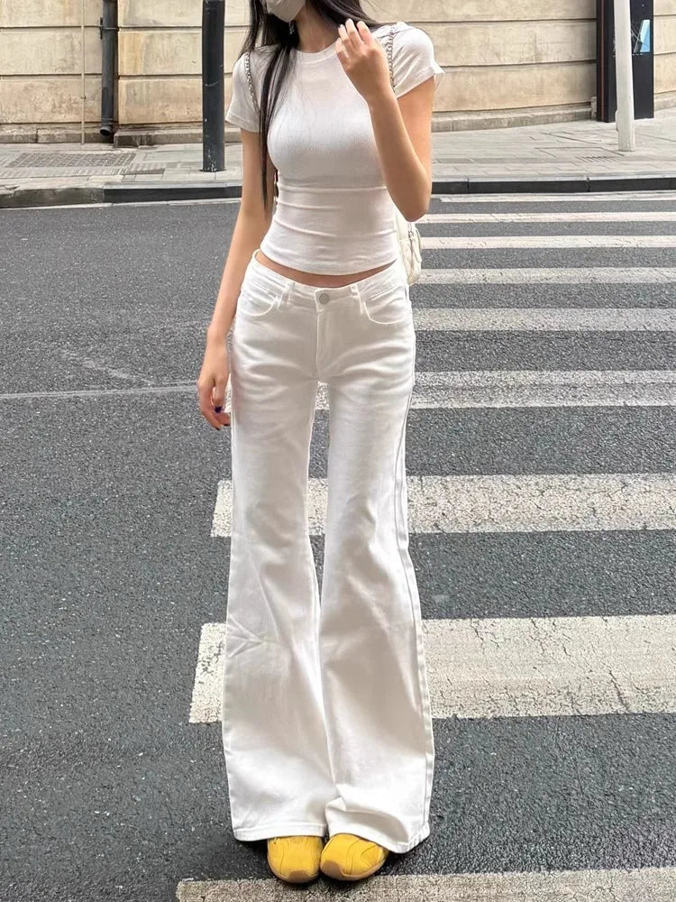 Fashionable White Low Waist Slightly Flared Jeans for Women, Fashionable and Versatile Casual Loose Wide-leg Bell-flop Pants