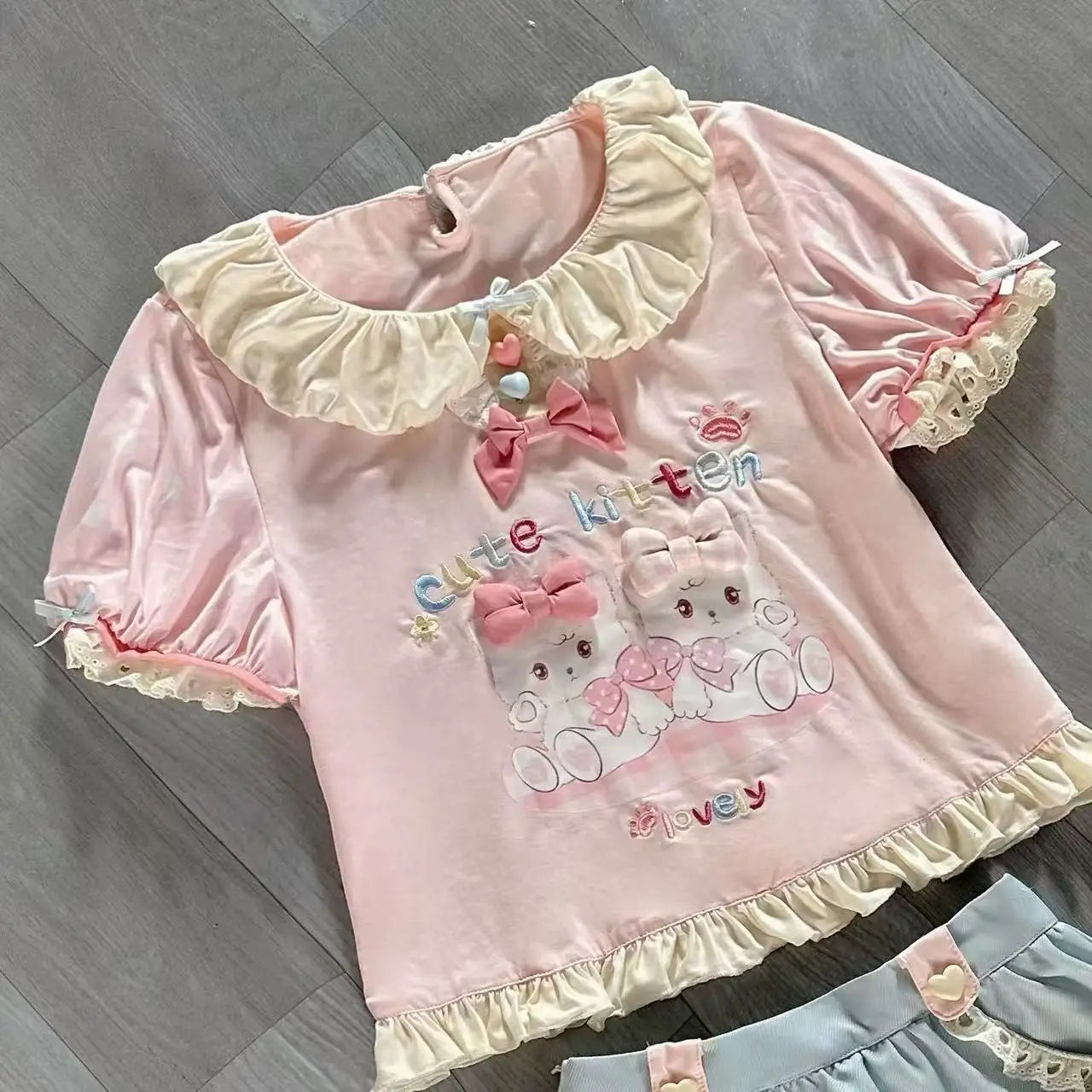 2026 Spring Japanese Cute T-shirts Women Casual Y2k Crop Top Kawaii Blouse and Mini Cake Skirts Outwear Lolita Vintage Tees Chic