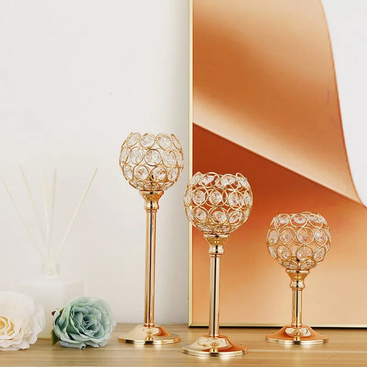 Wedding venue floral arrangements, hotel window decorations, home wedding props, gold-colored wrought iron candle holders.