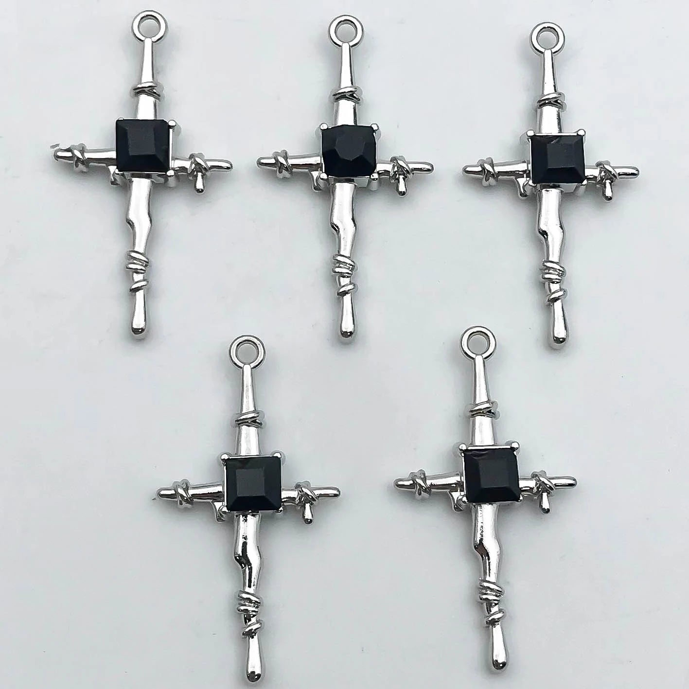 5Pcs Metal Alloy Charms Black Series Sweet and Cool Style Butterfly Cross Flower Shape Pendants Decorations For Jewelry Making