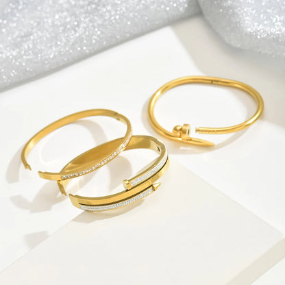 Stainless steel nail set diamond four-leaf clover bracelet Fashion women's bracelet gold bangles