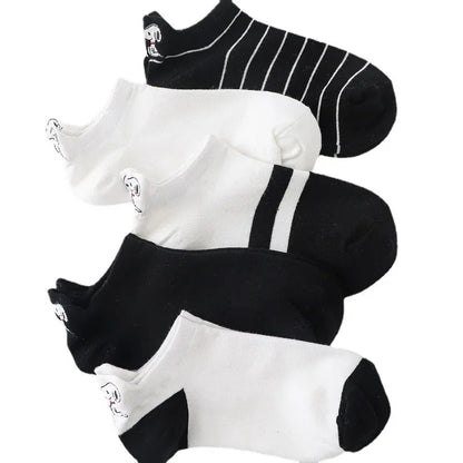5 Pairs/lot Snoopy Socks Cotton Casual Warm Women Streetwear Kawaii Embroidery Socks Short Happy Ankle Breathable Sports Socks
