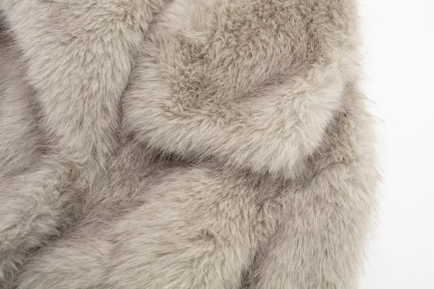 HH Winter Women Elegant Warm Plush Coat Turn-Down Collar Thick Cardigan Coat Female Pocket Long Sleeve Short Outerwear Mujer
