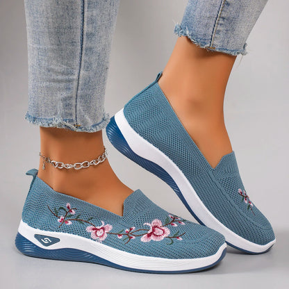 Spring and Autumn New Women's Sports Shoes Fashionable Breathable Lightweight Non-Slip Wear-Resistant Casual Sports Shoes Flat Shoes Loafers