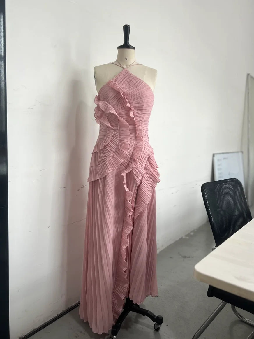 Chic pleated halter neck long vacation dress high quality purple strapless Lotus Edge Maxi Dress 2025 New Lady Vacation Gowns