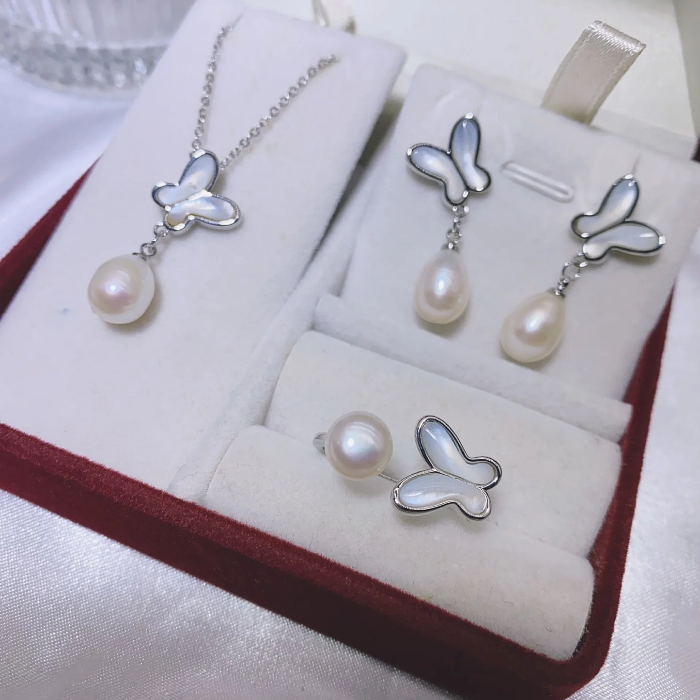 one set freshwater pearl white pink rice 6-8mm pendant necklace /earrings/Ring butterfly shell