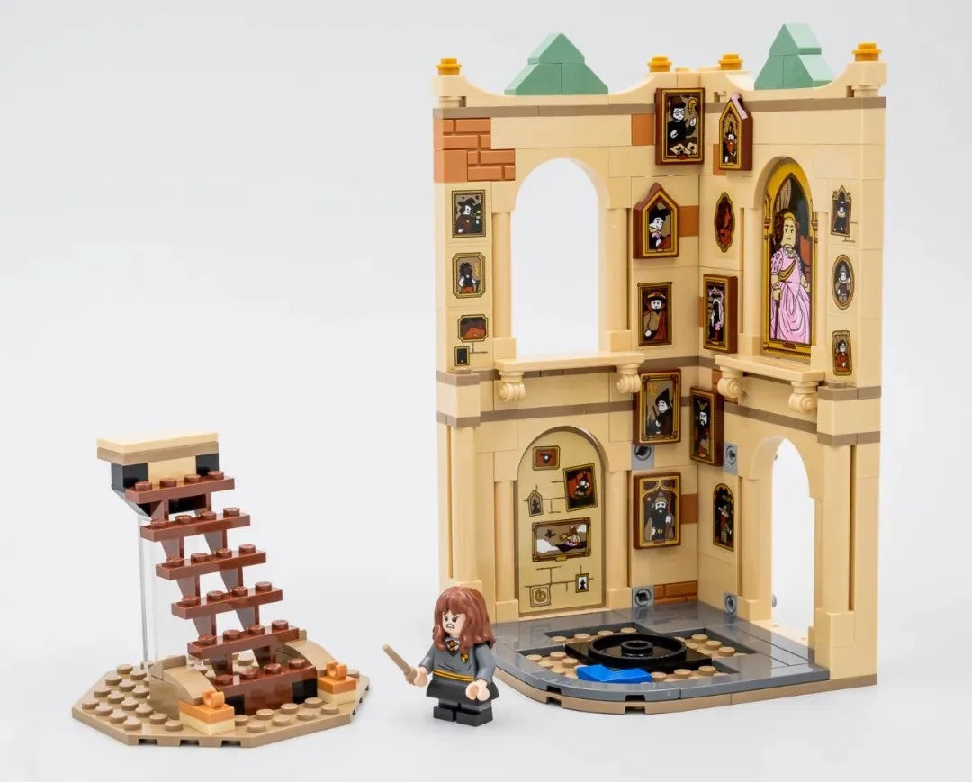 LEGO Harry Potter Hogwarts Grand Staircase 40577 Building Blocks Kit Toys Set for Kids Age 8+ Birthday Christmas New Year Gift