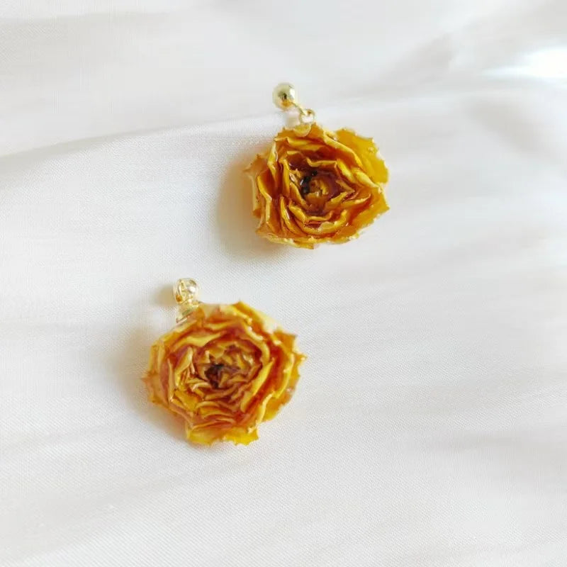 Unique Immortal Flower Earrings Elegant Natural Flower Pearl Drop Earrings Statement Jewelry Epoxy Resin Real Rose Earring 2024