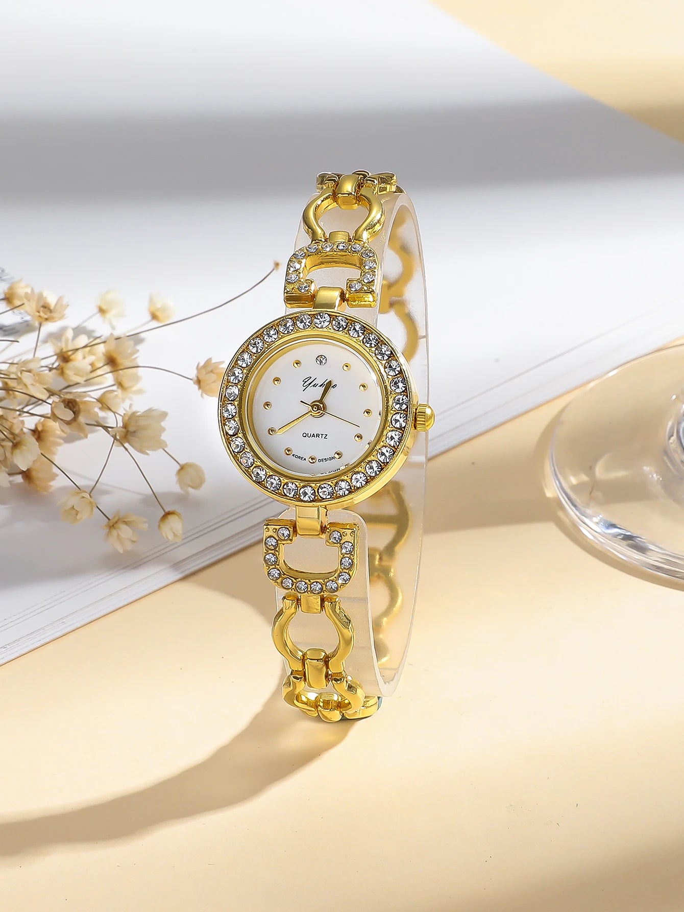 Exquisite Diamond Point Scale Dial Simple Steel Belt Quartz Watch