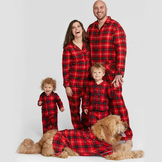 2024 Plaid Pattern Mom Dad Kids Matching Outfits Button Shirt+Trousers Clothing Set Boys Girls Christmas Pajamas Baby Romper Pjs