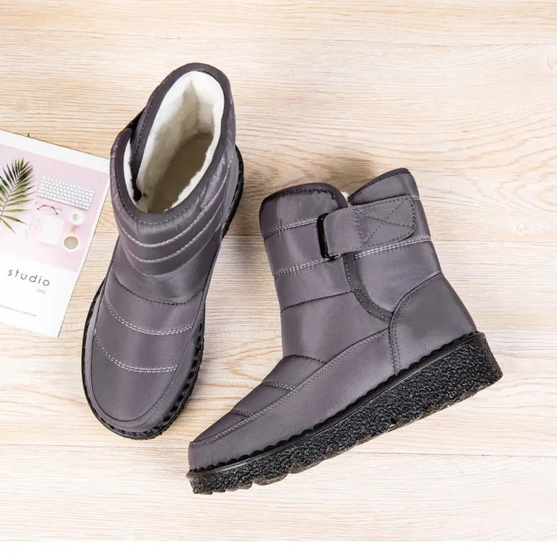 Waterproof Winter Boots for Women 2025 New Faux Fur Long Plush Snow Boots Woman Platform Shoes Warm Cotton Couples Ankle Boots