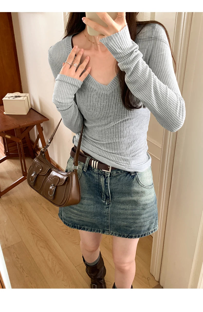 Autumn Sexy Classic V-neck Knitted Female T-shirts New Elastic Fashion Slim Simple Casual Pure Color Long Sleeves Women T-shirts