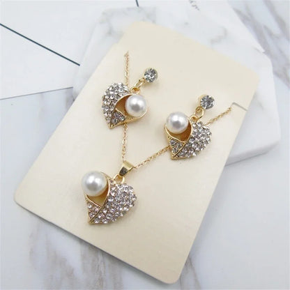 Women's fashion peach pearl jewelry set