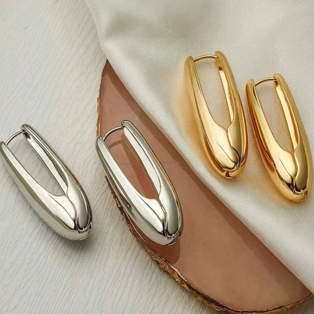 Gold Plating Heart Shape Hoop Earrings For Women Twisted Heart Geometric Shape Simple Design Ins Summer Jewelry Earrings