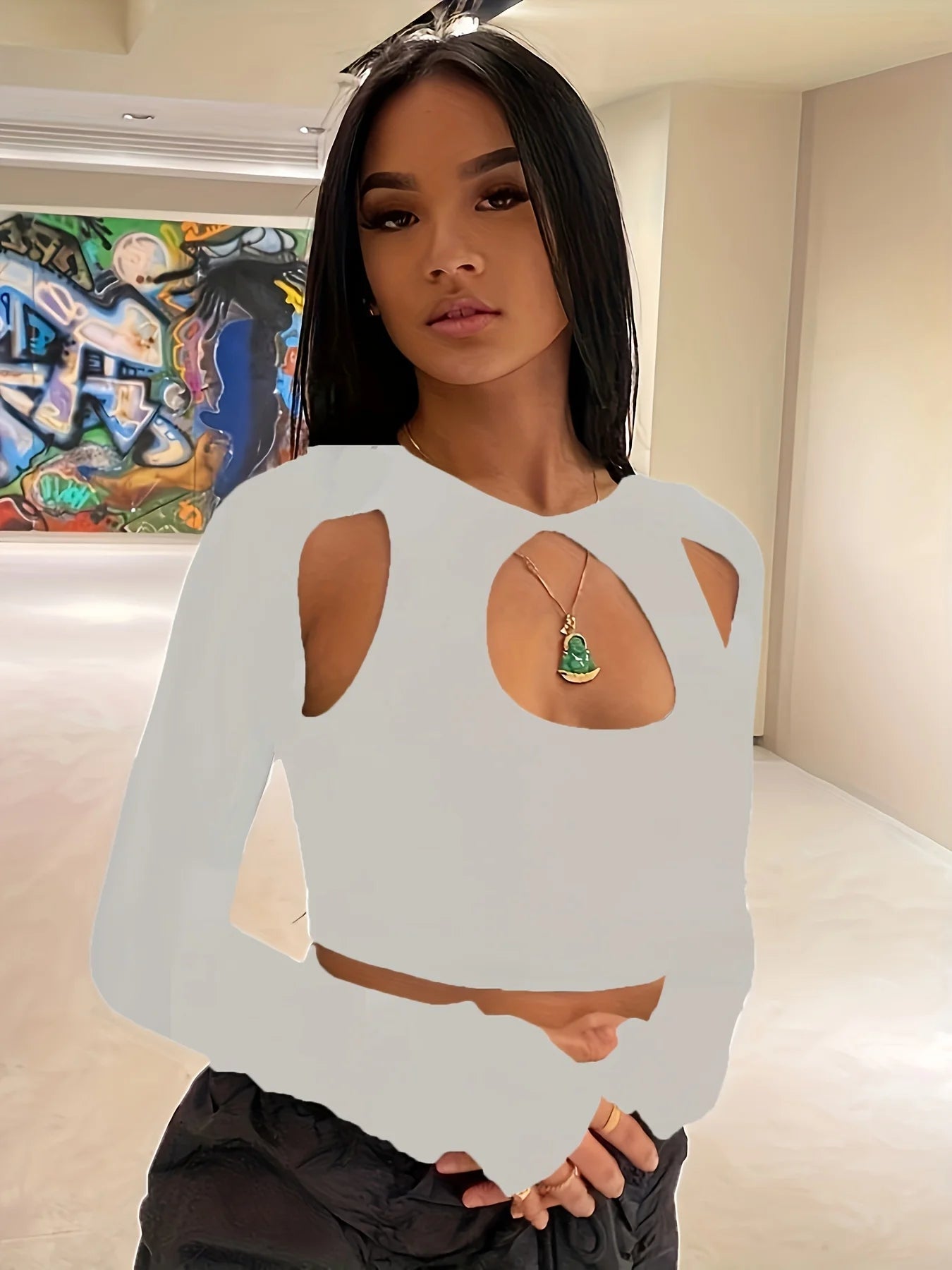 Spring and Summer Europe and the United States Hot New Street Selling Pure Color Round-necked Long-sleeved Hollow Midriff Shor