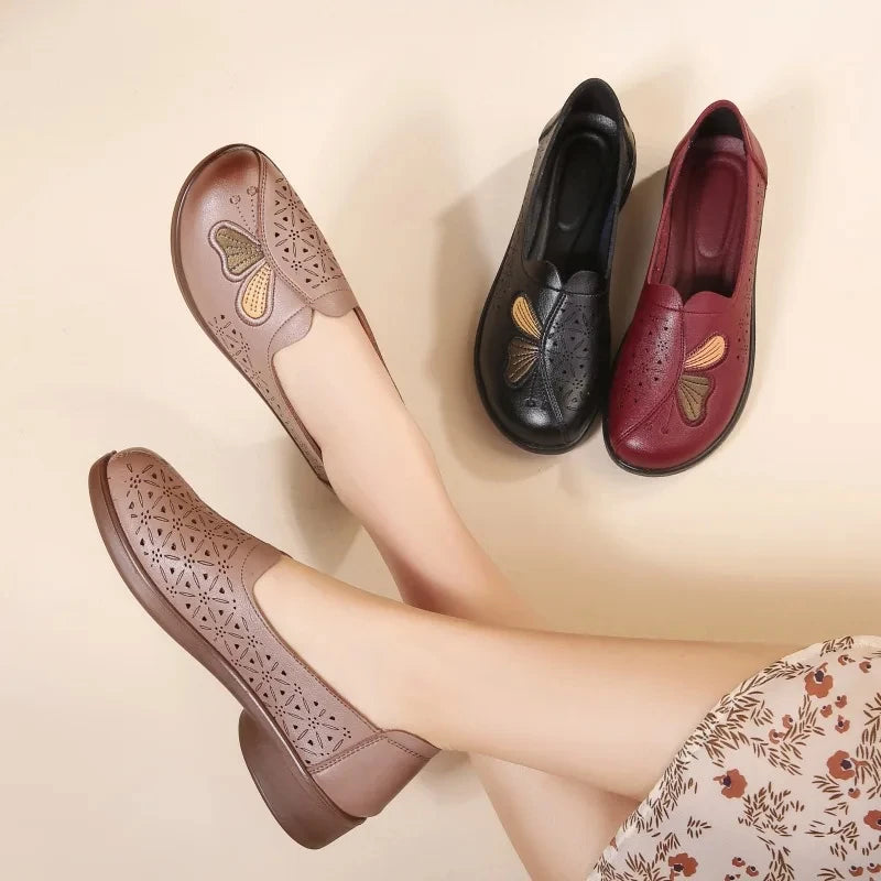 2024 Butterfly hollow moccasins mother ladies designer ballet flats cheap woman loafers retro style women's shoes free shipping