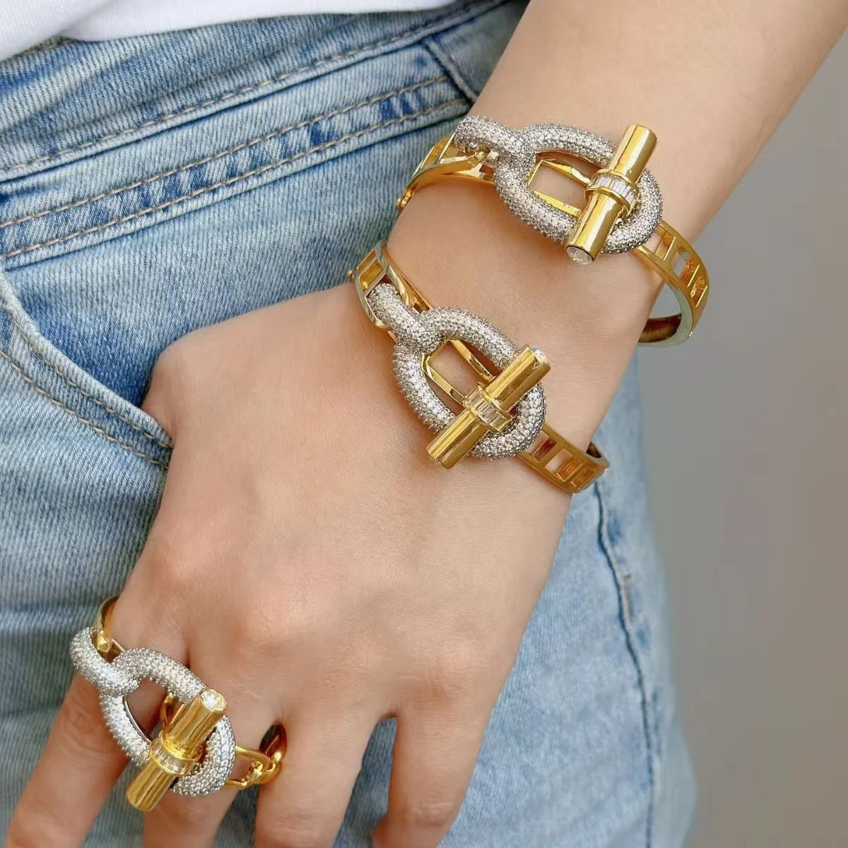 New waterproof cubic zirconia OT buckle women's bracelet exaggerated personality trend jewelry factory wholesale