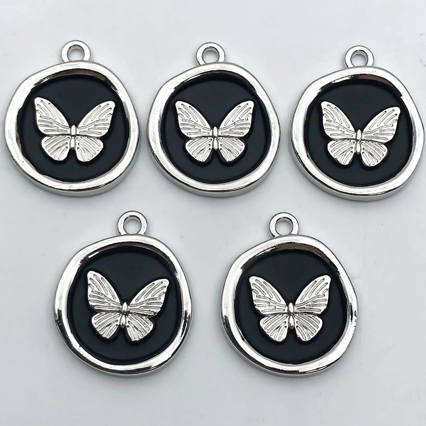 5Pcs Metal Alloy Charms Black Series Sweet and Cool Style Butterfly Cross Flower Shape Pendants Decorations For Jewelry Making