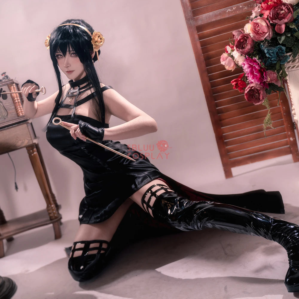 SBluuCosplay Yor Cosplay Anime Women Gothic Dress Forger Costume Black Dress Halloween Party Outfit for Women