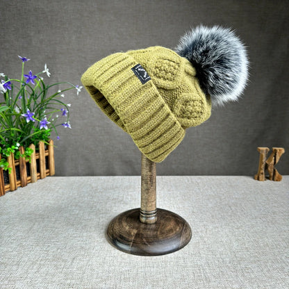 2024 New Women's hats High quality Fur pompom hat Beanies Winter Hats for women Fashion Hat bonnet Female Twist pattern caps